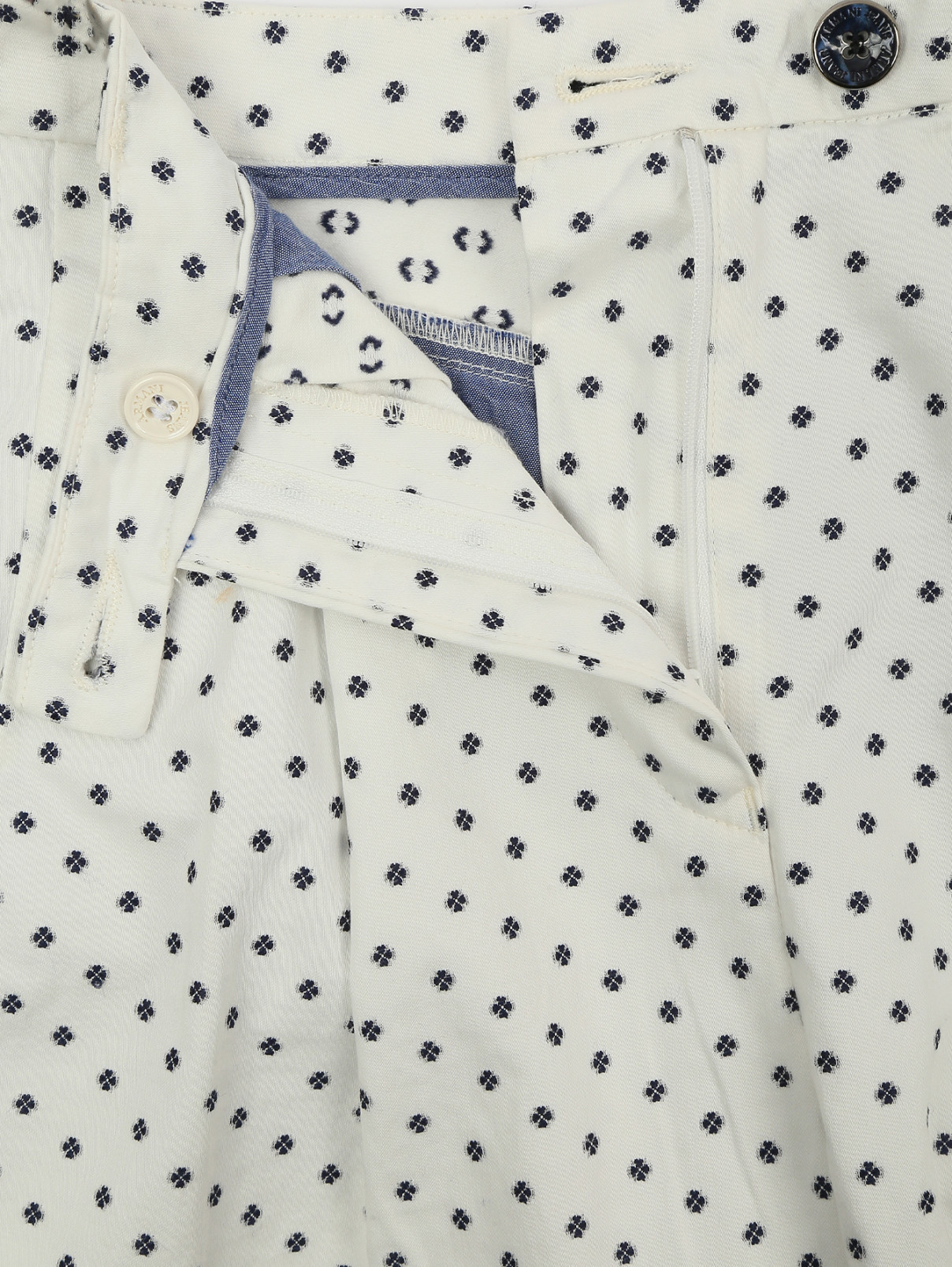 Брюки из хлопка Armani Jeans  –  Деталь  – Цвет:  Белый