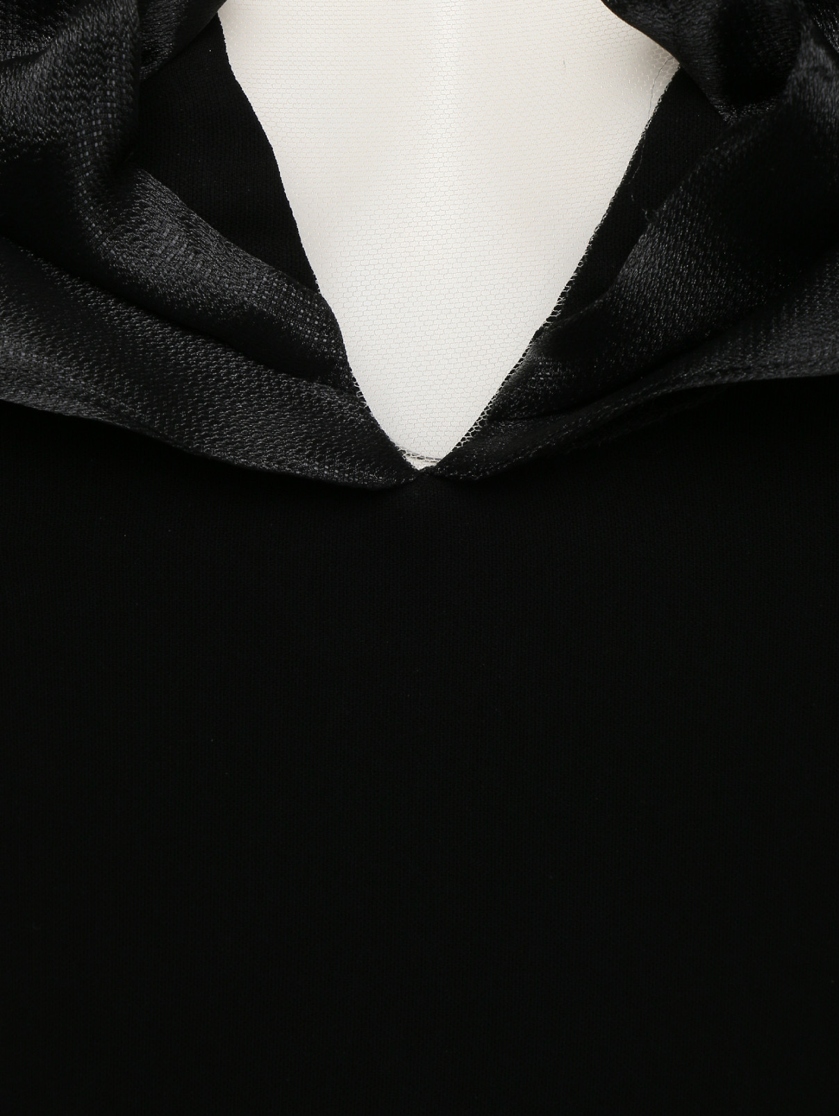 Платье макси, приталенное с объемными рукавами Gaby Charbachi  –  Деталь  – Цвет:  Черный